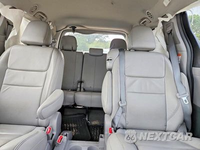 Zdjęcie 10 z 13 samochodu: 2018 TOYOTA SIENNA XLE 8-PASSENGER VIN:5TDYZ3DC5JS948407 - miniatura