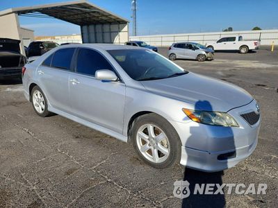Czwarte zdjęcie samochodu z boku: 2007 TOYOTA CAMRY SE V6 VIN:4T1BK46K57U046165 - miniatura