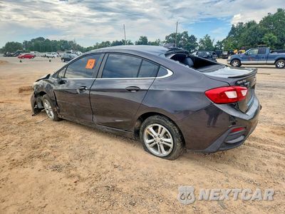 Drugie zdjęcie samochodu z przodu: 2017 CHEVROLET CRUZE LT VIN:1G1BE5SM4H7252269 - miniatura