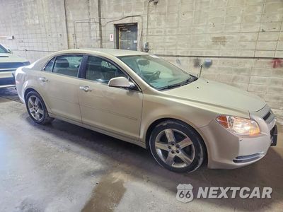 Czwarte zdjęcie samochodu z boku: 2012 CHEVROLET MALIBU 1LT VIN:1G1ZC5E05CF230583 - miniatura