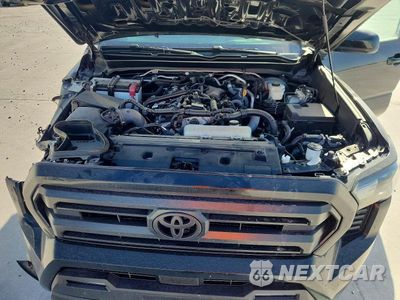 Zdjęcie 11 z 13 samochodu: 2025 TOYOTA TACOMA SR5 VIN:3TYKB5FN1ST030177 - miniatura