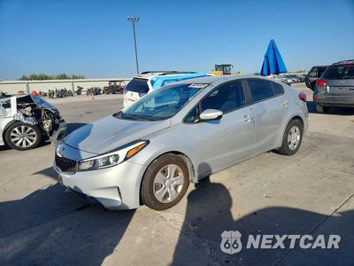 2017 KIA FORTE LX 3KPFK4A71HE012328 - główne zdjęcie licytacji z USA - miniatura