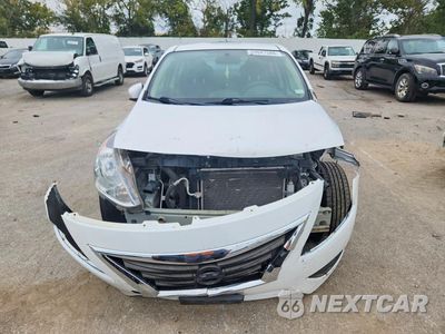 Piąte zdjęcie samochodu w środku: 2019 NISSAN VERSA SV VIN:3N1CN7AP0KL831722 - miniatura