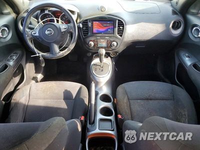 Zdjęcie 8 z 14 samochodu: 2011 NISSAN JUKE S VIN:JN8AF5MR2BT000113 - miniatura