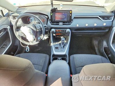 Zdjęcie 8 z 13 samochodu: 2021 TOYOTA RAV4 XLE VIN:2T3P1RFV9MW194709 - miniatura