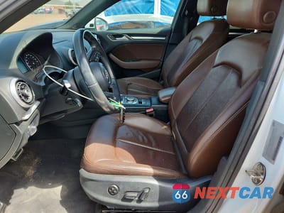 Zdjęcie 7 z 12 samochodu: 2019 AUDI A3 PREMIUM VIN:WAUAUGFF2K1012304 - miniatura