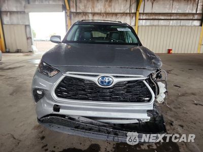 Piąte zdjęcie samochodu w środku: 2024 TOYOTA HIGHLANDER HYBRID XLE VIN:5TDKARAHXRS024475 - miniatura