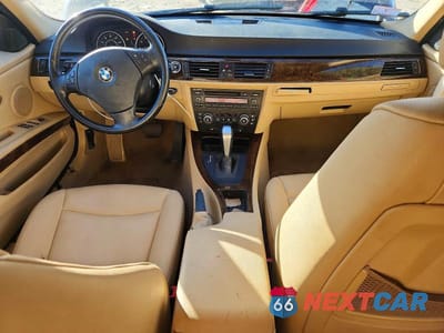 Zdjęcie 8 z 12 samochodu: 2009 BMW 328 XI VIN:WBAPK73599A454504 - miniatura