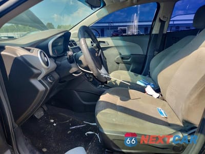 Zdjęcie 7 z 12 samochodu: 2018 CHEVROLET SONIC LS VIN:1G1JB5SH8J4115320 - miniatura
