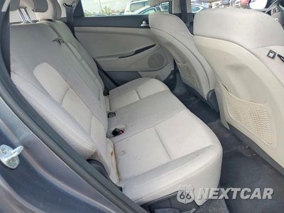 Zdjęcie 11 z 13 samochodu: 2018 HYUNDAI TUCSON SEL VIN:KM8J3CA43JU613900 - miniatura