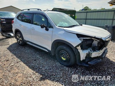 Czwarte zdjęcie samochodu z boku: 2020 SUBARU FORESTER TOURING VIN:JF2SKAXC3LH596219 - miniatura