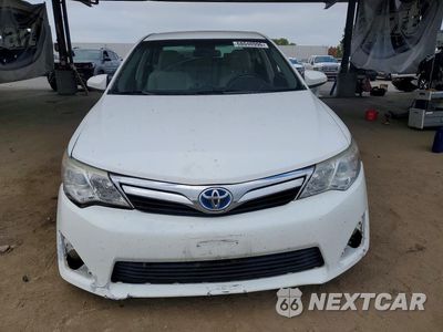 Piąte zdjęcie samochodu w środku: 2014 TOYOTA CAMRY HYBRID LE VIN:4T1BD1FKXEU115650 - miniatura