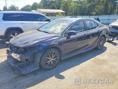 2022 TOYOTA CAMRY SE 4T1G11AK7NU623175 - główne zdjęcie licytacji z USA - miniatura