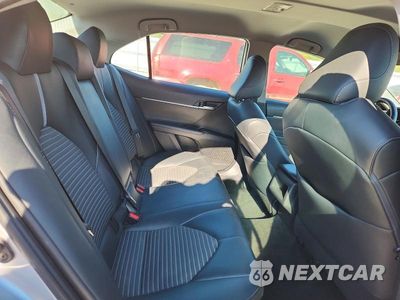 Zdjęcie 10 z 12 samochodu: 2018 TOYOTA CAMRY SE VIN:4T1B11HK1JU627300 - miniatura