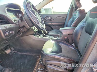 Zdjęcie 7 z 12 samochodu: 2015 JEEP CHEROKEE TRAILHAWK VIN:1C4PJMBS4FW522279 - miniatura