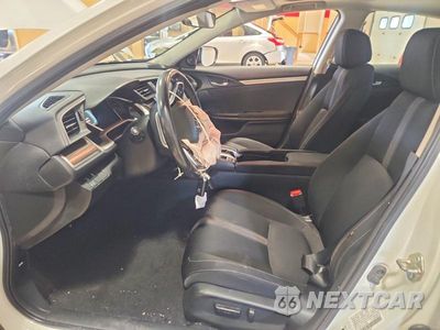 Zdjęcie 7 z 12 samochodu: 2020 HONDA CIVIC EX VIN:19XFC1F32LE201869 - miniatura
