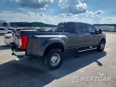 Trzecie zdjęcie samochodu z tyłu: 2019 FORD F350 SUPER DUTY VIN:1FT8W3DTXKEF69015 - miniatura