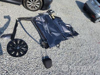 Zdjęcie 12 z 13 samochodu: 2020 TOYOTA CAMRY LE VIN:4T1C11AK5LU356128 - miniatura