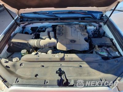 Zdjęcie 12 z 13 samochodu: 2012 TOYOTA 4RUNNER LIMITED VIN:JTEBU5JR4C5080901 - miniatura