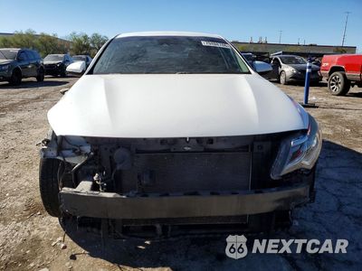 Piąte zdjęcie samochodu w środku: 2019 KIA OPTIMA S VIN:5XXGT4L36KG318063 - miniatura