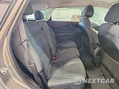 Zdjęcie 11 z 13 samochodu: 2016 KIA SORENTO LX V6 VIN:5XYPGDA59GG180062 - miniatura