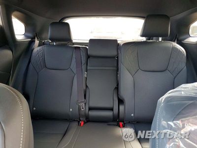 Zdjęcie 10 z 13 samochodu: 2026 LEXUS RX 450H+ PREMIUM VIN:JTJCJMGA1T2048144 - miniatura