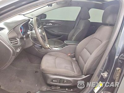 Zdjęcie 7 z 13 samochodu: 2019 CHEVROLET MALIBU LT VIN:1G1ZD5ST3KF137376 - miniatura