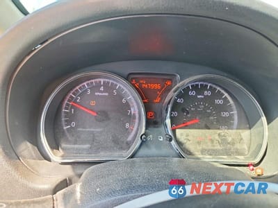 Zdjęcie 9 z 12 samochodu: 2014 NISSAN VERSA NOTE S VIN:3N1CE2CP2EL372777 - miniatura