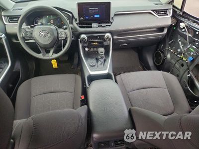 Zdjęcie 8 z 12 samochodu: 2025 TOYOTA RAV4 HYBRID XLE VIN:JTMRWRFV4SJ077741 - miniatura