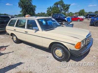 Czwarte zdjęcie samochodu z boku: 1985 MERCEDES-BENZ 300 TDT VIN:WDBAB93C9FF031146 - miniatura