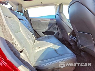Zdjęcie 10 z 13 samochodu: 2026 TESLA MODEL Y VIN:7SAYGDEE4TF330047 - miniatura