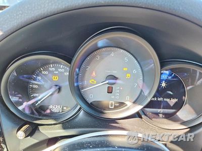 Zdjęcie 9 z 13 samochodu: 2023 PORSCHE MACAN S VIN:WP1AG2A52PLB37521 - miniatura