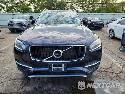 Piąte zdjęcie samochodu w środku: 2016 VOLVO XC90 T6 VIN:YV4A22PK5G1024894 - miniatura