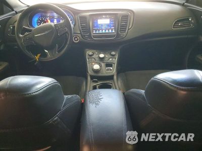 Zdjęcie 8 z 13 samochodu: 2016 CHRYSLER 200 S VIN:1C3CCCBB6GN109987 - miniatura