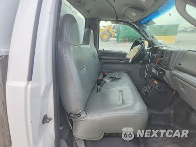 Zdjęcie 11 z 13 samochodu: 2004 FORD F250 SUPER DUTY VIN:1FDNF20L04EA66417 - miniatura