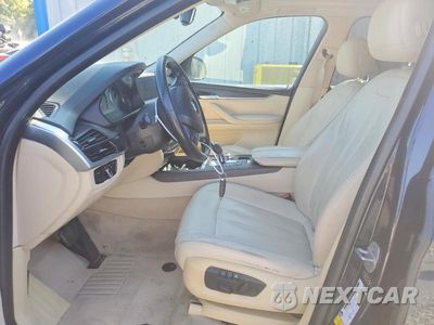 Zdjęcie 7 z 13 samochodu: 2015 BMW X5 SDRIVE35I VIN:5UXKR2C57F0H36946 - miniatura