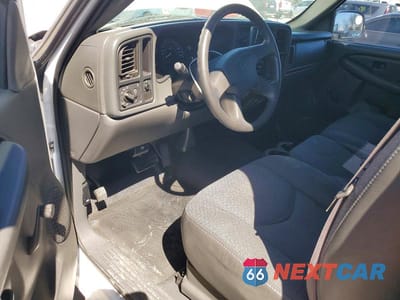 Zdjęcie 8 z 12 samochodu: 2005 GMC NEW SIERRA C1500 VIN:1GTEC14V45Z900315 - miniatura