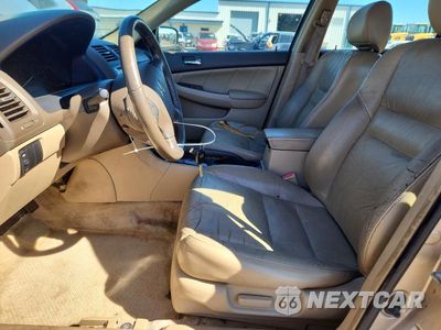Zdjęcie 7 z 12 samochodu: 2007 HONDA ACCORD EX VIN:1HGCM56877A049505 - miniatura