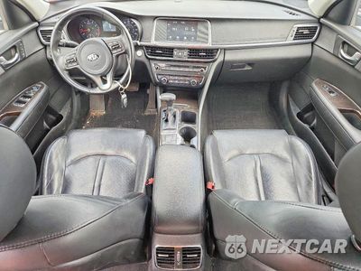 Zdjęcie 8 z 12 samochodu: 2017 KIA OPTIMA EX VIN:5XXGU4L35HG144217 - miniatura