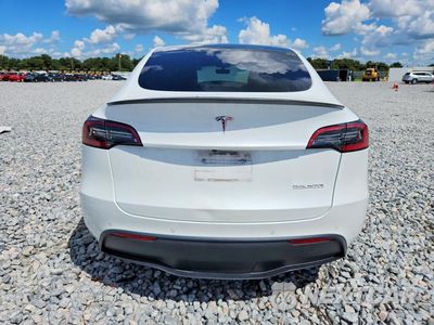 Zdjęcie 6 z 13 samochodu: 2022 TESLA MODEL Y VIN:7SAYGDEF5NF455425 - miniatura