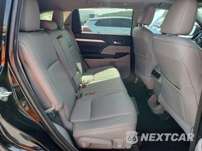Zdjęcie 11 z 14 samochodu: 2016 TOYOTA HIGHLANDER XLE VIN:5TDJKRFH9GS244026 - miniatura