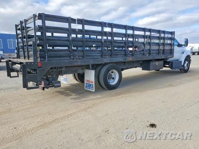 Trzecie zdjęcie samochodu z tyłu: 2022 FORD F650 SUPER - DELIVERY TRUCK VIN:1FDNF6AN6NDF05800 - miniatura