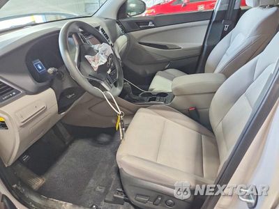 Zdjęcie 7 z 13 samochodu: 2016 HYUNDAI TUCSON SE VIN:KM8J3CA44GU140257 - miniatura