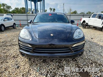 Piąte zdjęcie samochodu w środku: 2013 PORSCHE CAYENNE S VIN:WP1AB2A24DLA84112 - miniatura