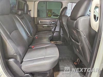 Zdjęcie 10 z 13 samochodu: 2016 RAM 2500 LARAMIE VIN:3C6UR5FL1GG252424 - miniatura