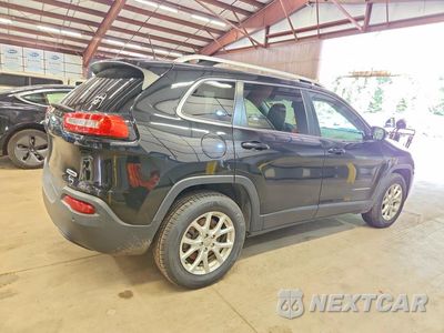 Trzecie zdjęcie samochodu z tyłu: 2018 JEEP CHEROKEE LATITUDE PLUS VIN:1C4PJMLBXJD520992 - miniatura