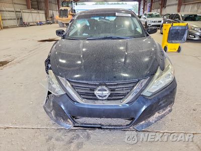 Piąte zdjęcie samochodu w środku: 2016 NISSAN ALTIMA 2.5 S VIN:1N4AL3AP3GN383198 - miniatura