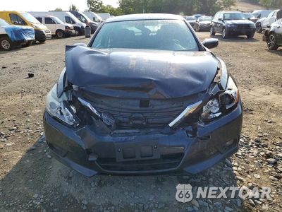 Piąte zdjęcie samochodu w środku: 2018 NISSAN ALTIMA 2.5 SV VIN:1N4AL3AP7JC101681 - miniatura