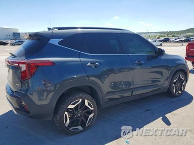 Trzecie zdjęcie samochodu z tyłu: 2024 KIA SELTOS SX VIN:KNDETCA77R7537995 - miniatura