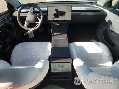 Zdjęcie 8 z 12 samochodu: 2025 TESL MODEL 3 VIN:5YJ3E1EA2SF930413 - miniatura